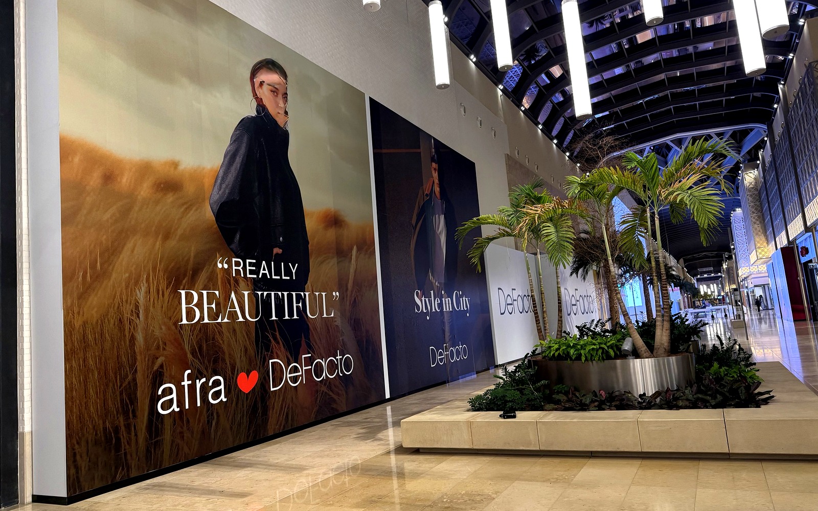 Fashion brand frontage